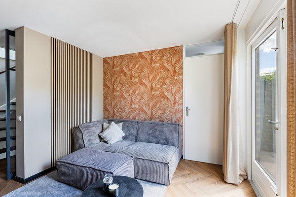 Foto - Verkocht onder voorbehoud: wonen aan het water met luxe, rust en een eigen aanlegsteiger!